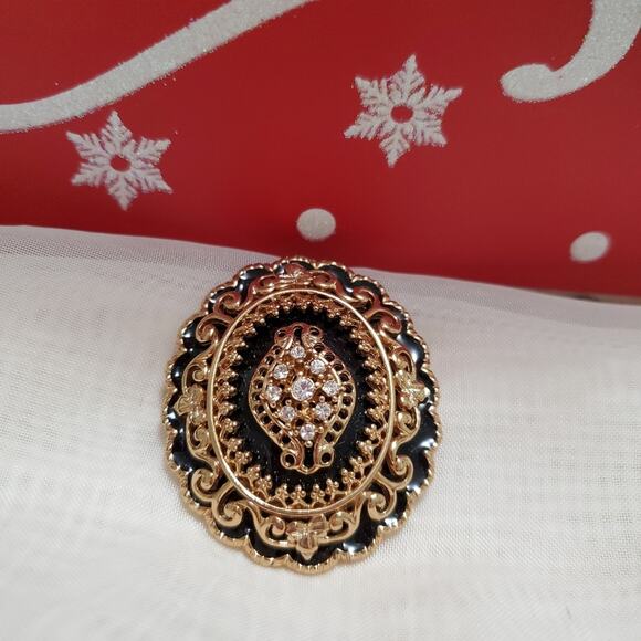 Victorian golden oval pin pendant brooch - Picture 5 of 7